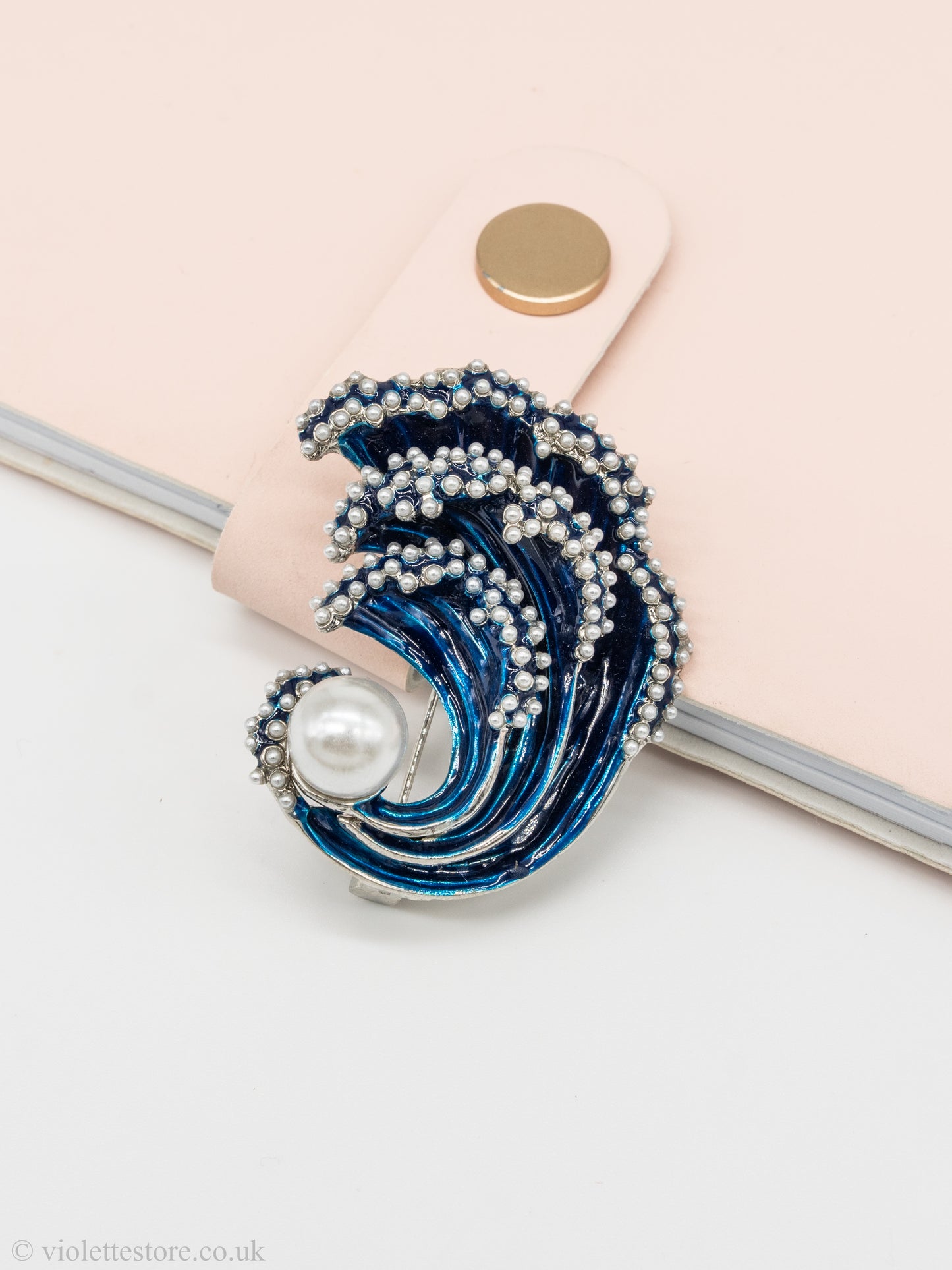 Wave Woman Brooch
