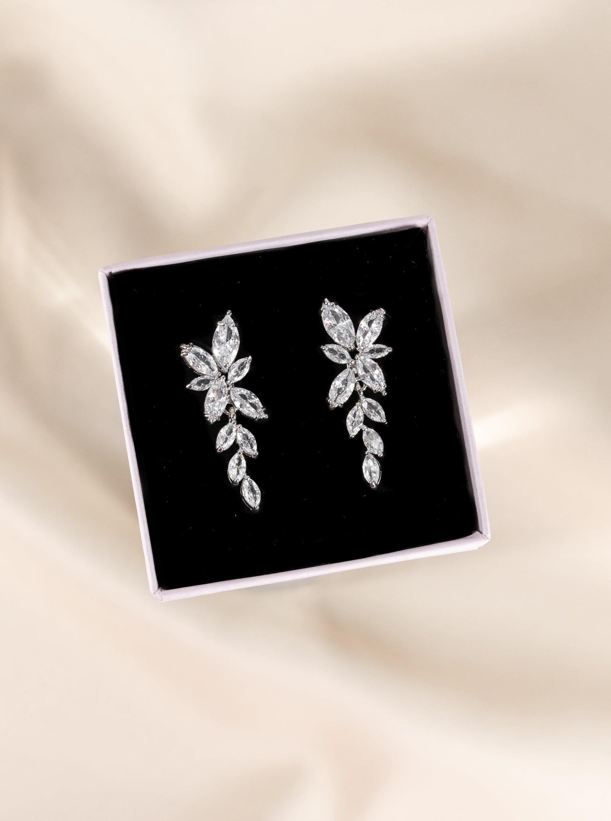 wedding earrings for bride