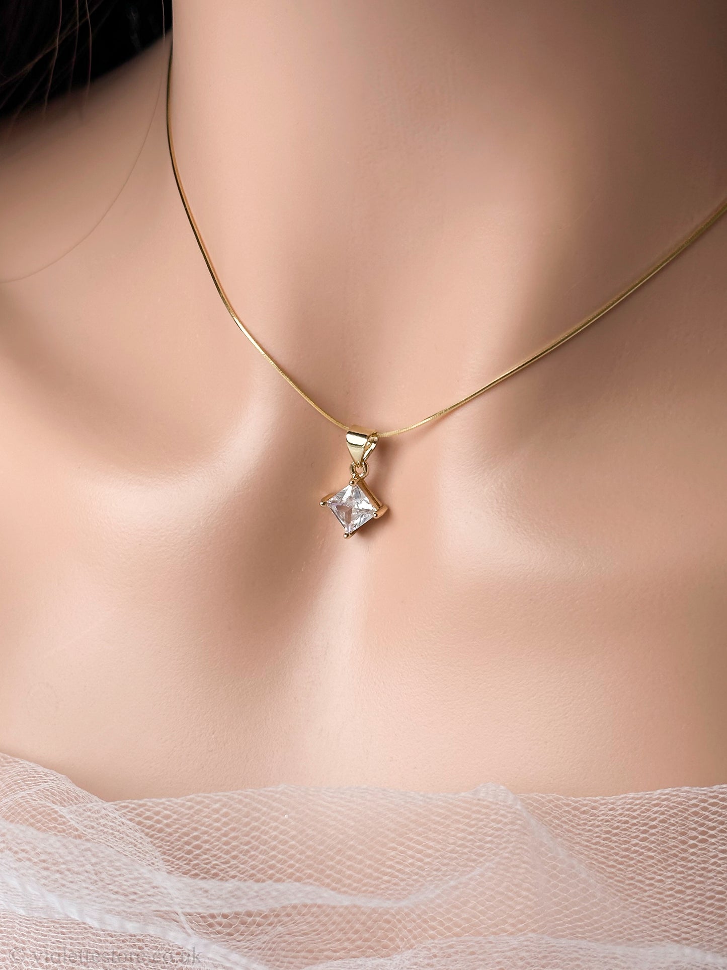 Dainty Gold Necklace