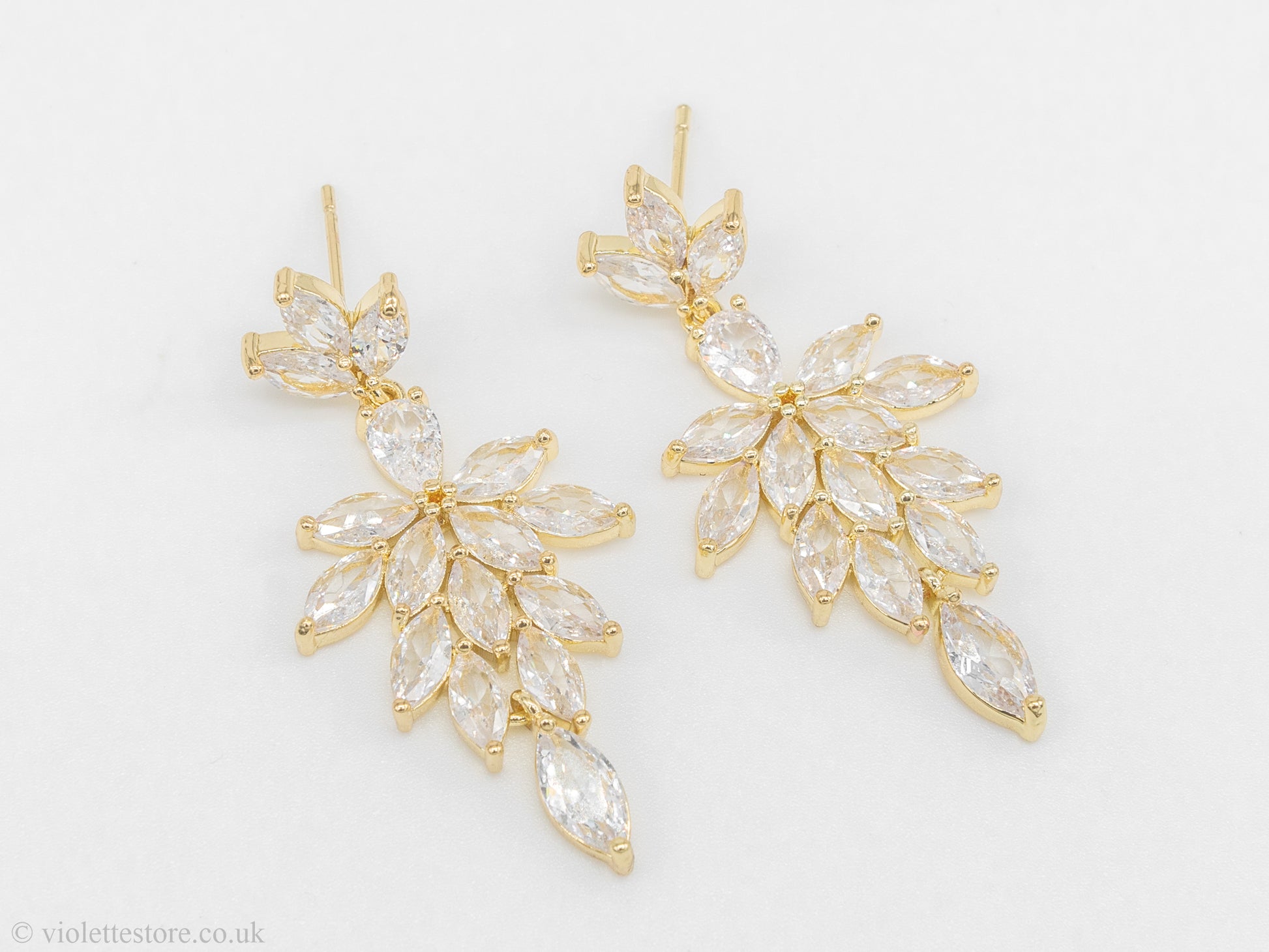 gold earrings uk